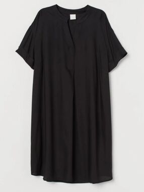 H&M Black V-neck Tunic Dress. Size Large